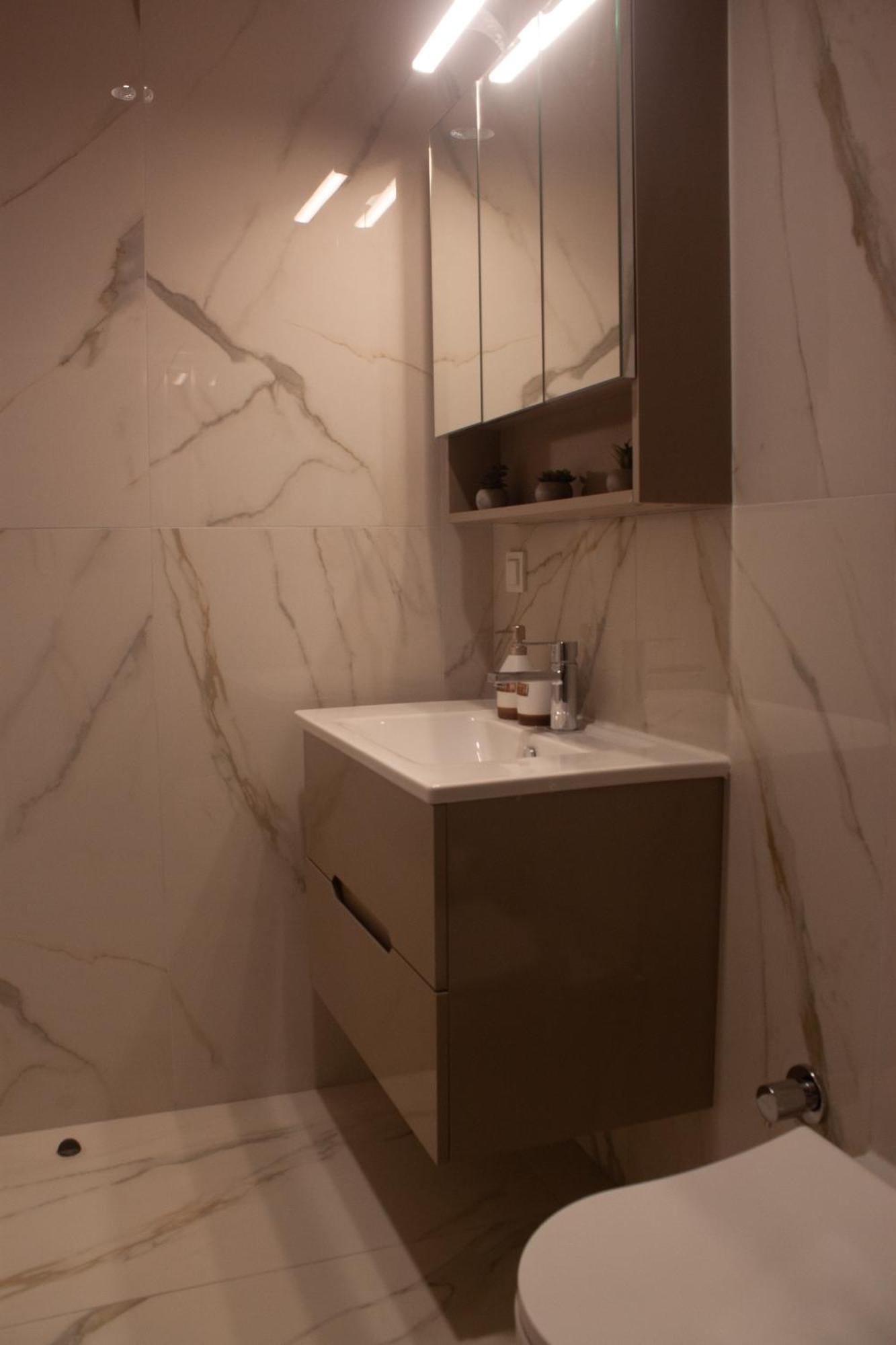 Nina Apartment Diamond Limak Skopje Exteriör bild