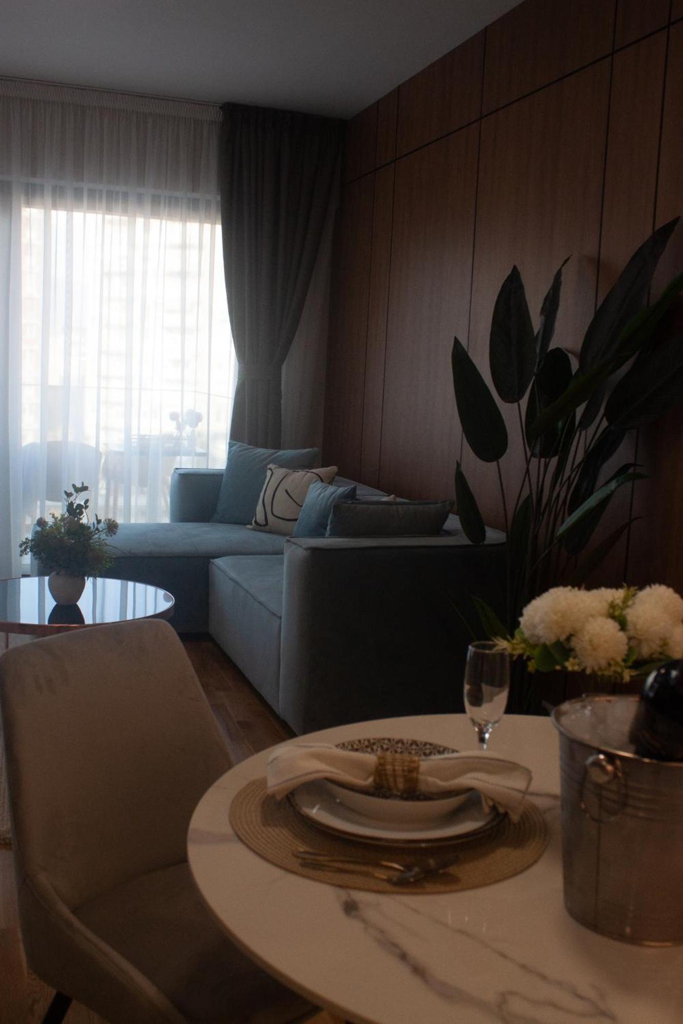 Nina Apartment Diamond Limak Skopje Exteriör bild
