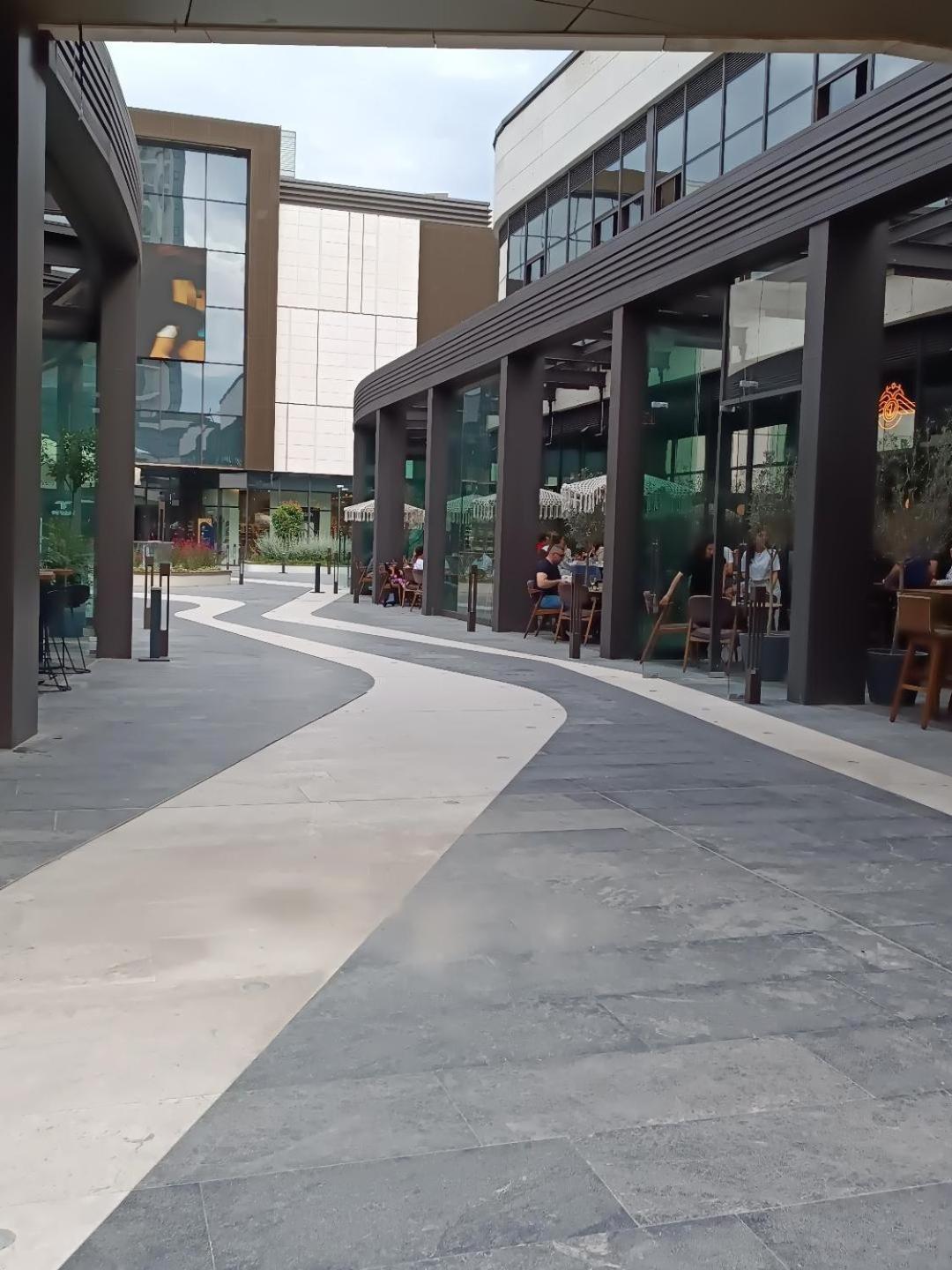Nina Apartment Diamond Limak Skopje Exteriör bild